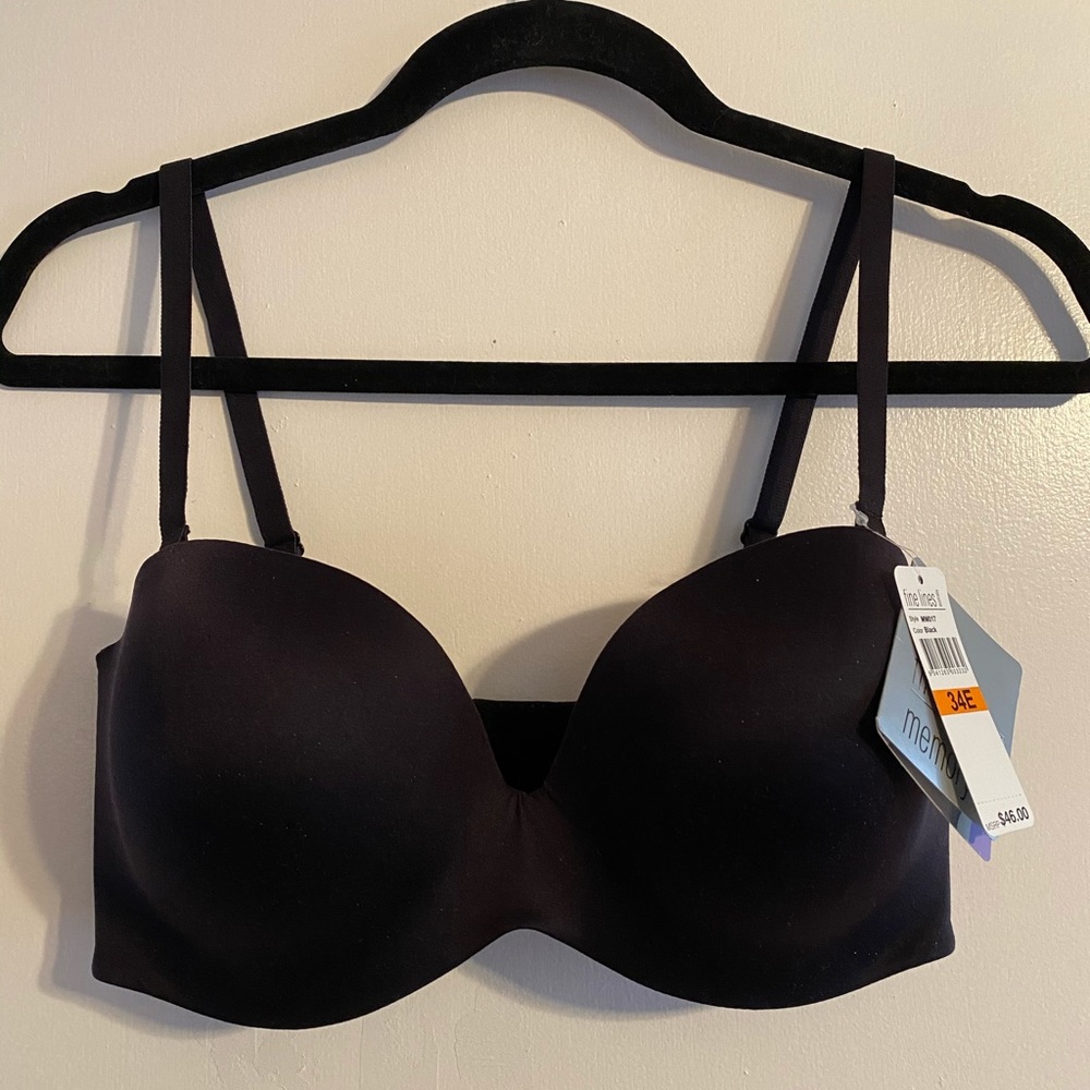 NWT Fine Lines 4 way bra